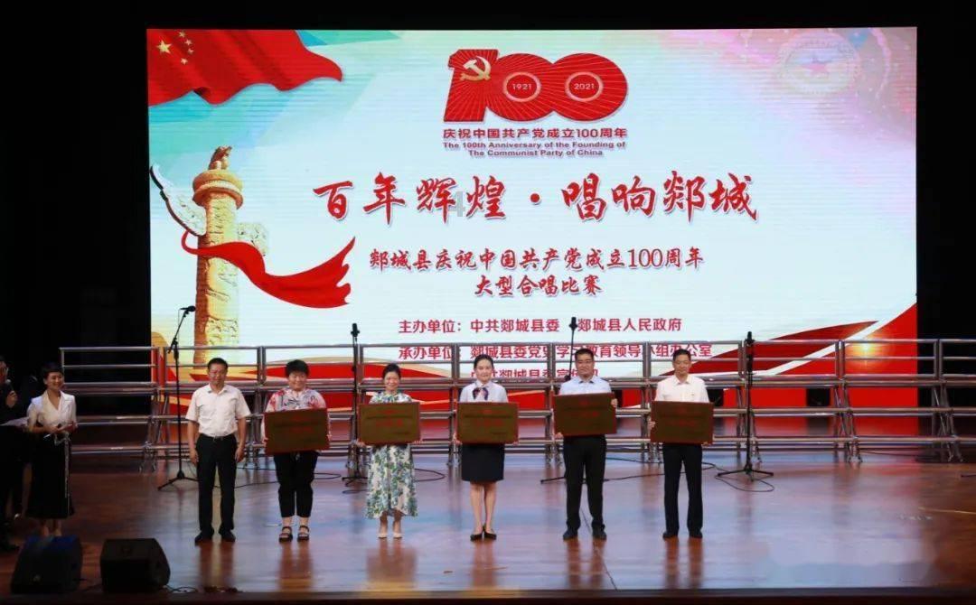 作为现代大学生，可以通过哪些方式提升自己的人文素养？游戏画面